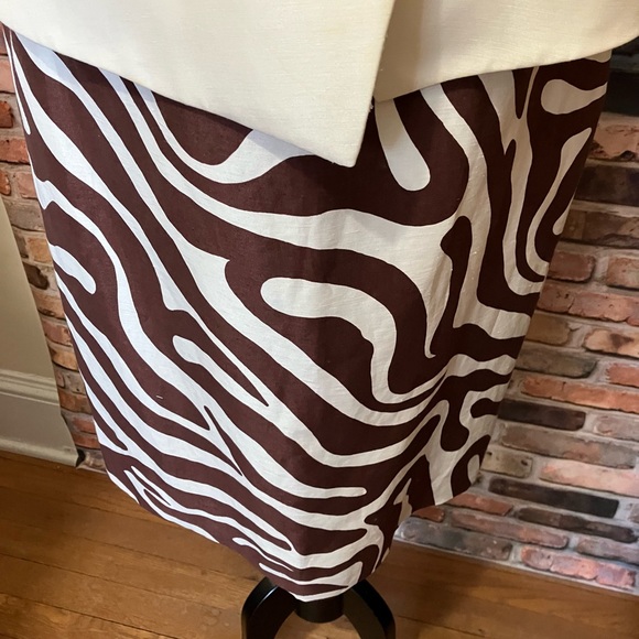 Constance Saunders Linen/Silk Suit - Picture 5 of 16